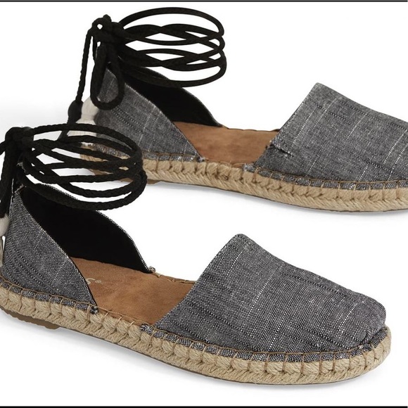 Toms Katalina Black textured Chambray 8.5 - Picture 1 of 11